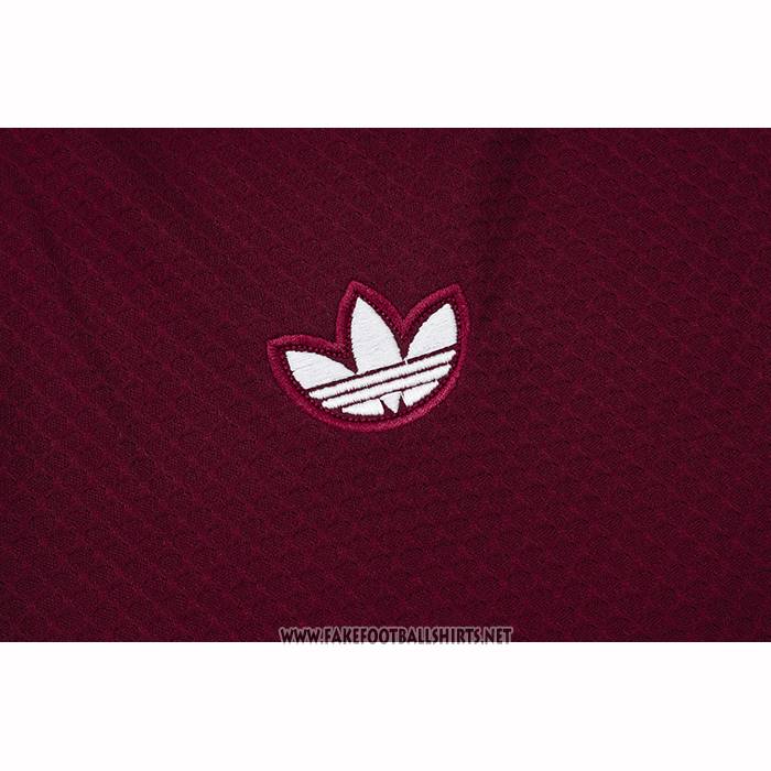 Tracksuit
 Bayern Munich Short Sleeve
 2025-2026 Red
 - Shorts
